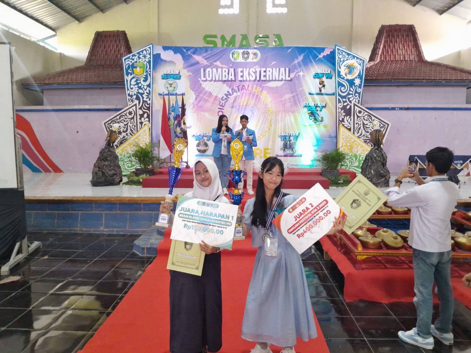 Juara 2 Bahasa Inggris dan Juara Harapan 1 IPS