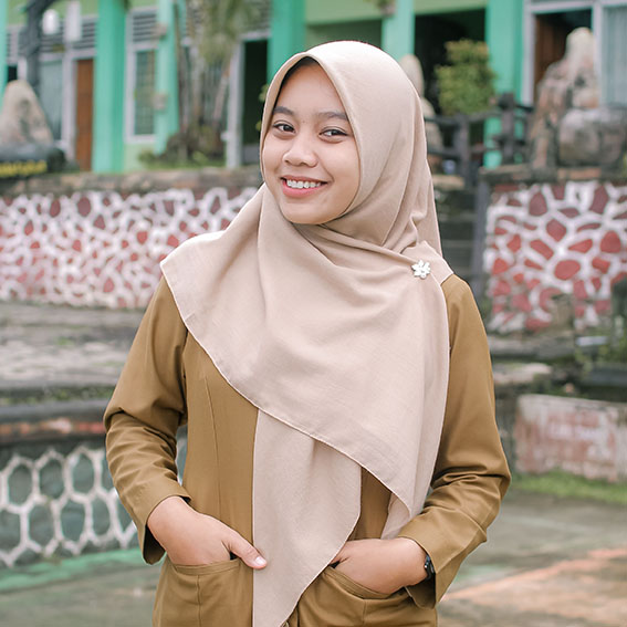 Renova Ayu Fernanda, S.Pd