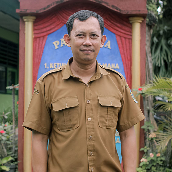 Fiqih Anggono Laras